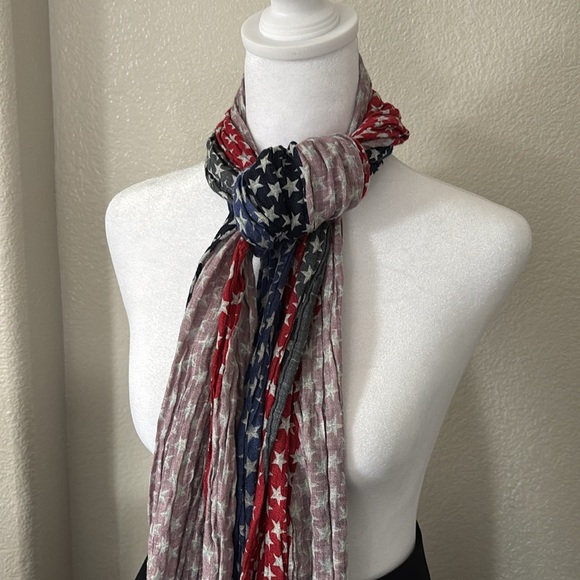 Louis Vuitton scarf (pleated) - Picture 4 of 6